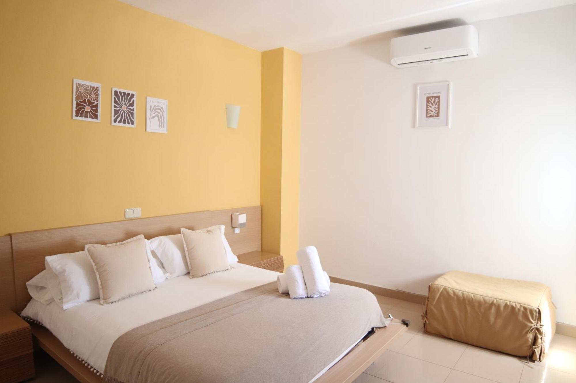 Hostal-Casa Rural Rosa-Nonna ซีเกว็นซา ภายนอก รูปภาพ