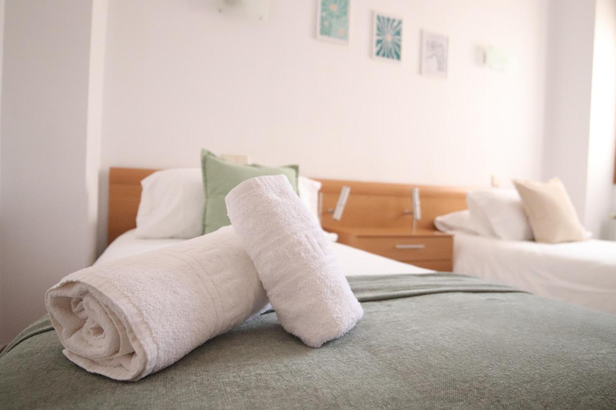 Hostal-Casa Rural Rosa-Nonna ซีเกว็นซา ภายนอก รูปภาพ